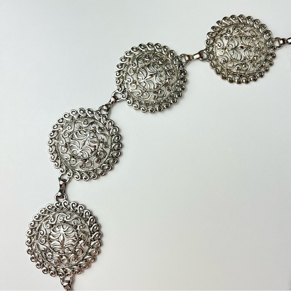 VINTAGE Filigree Medallion Concho Metal Chain Belt Boho Western Dainty Y2k 2000s - Picture 10 of 12
